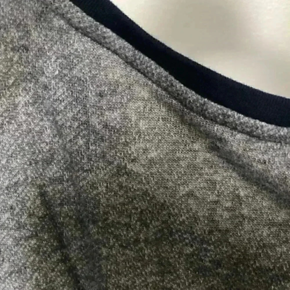 Lacoste Sport - Women's Size 38 Gray Scoop Neck Long-Sleeve Tunic - Picture 8 of 9